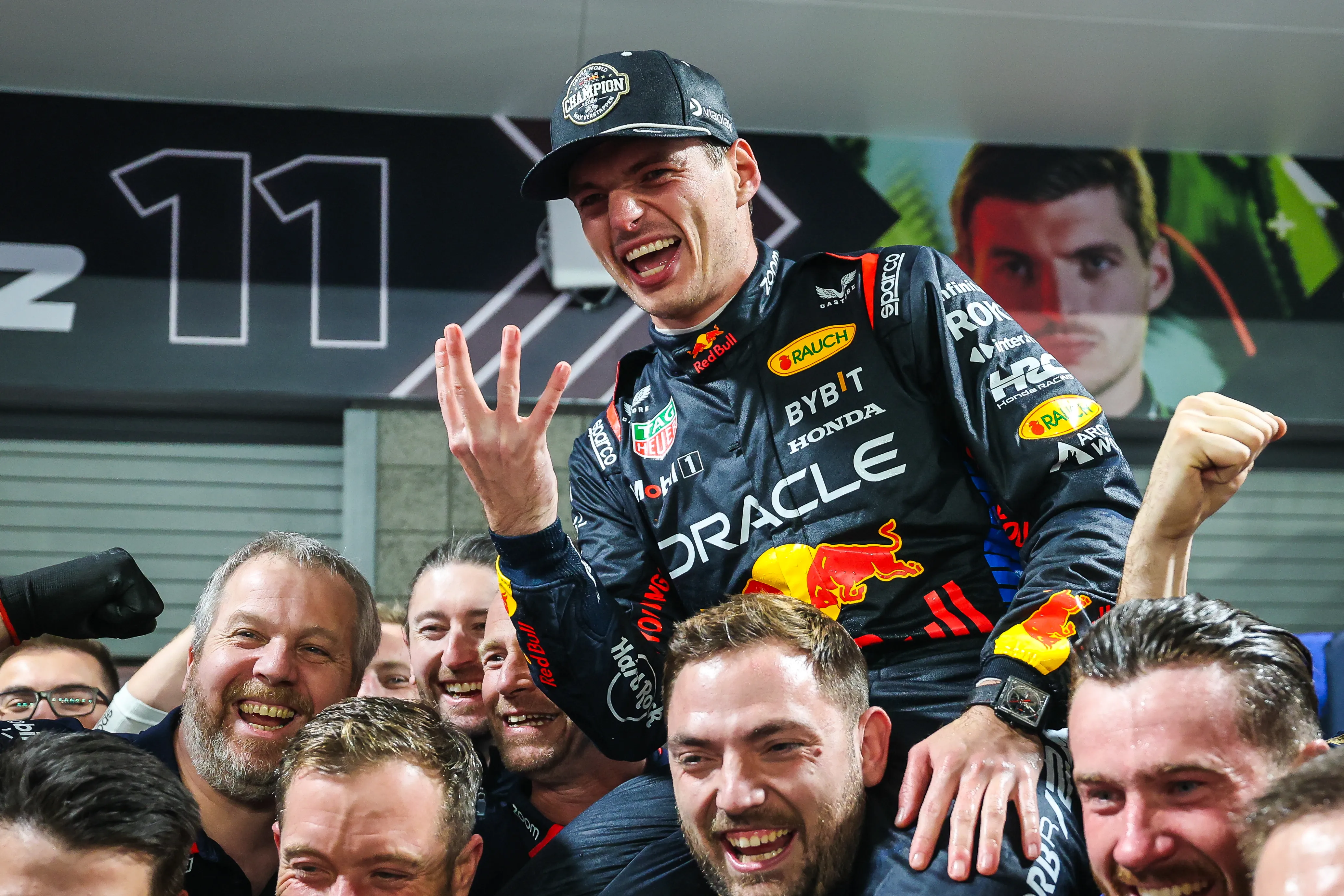 Verstappen est devenu quadruple champion l'année dernière, affrontant à lui seul un Norris plus rapide