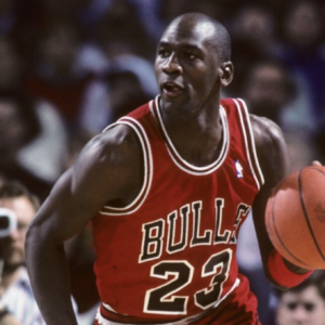 Lessons From A Legend: 3 Tips on How to Succeed From Michael Jordan